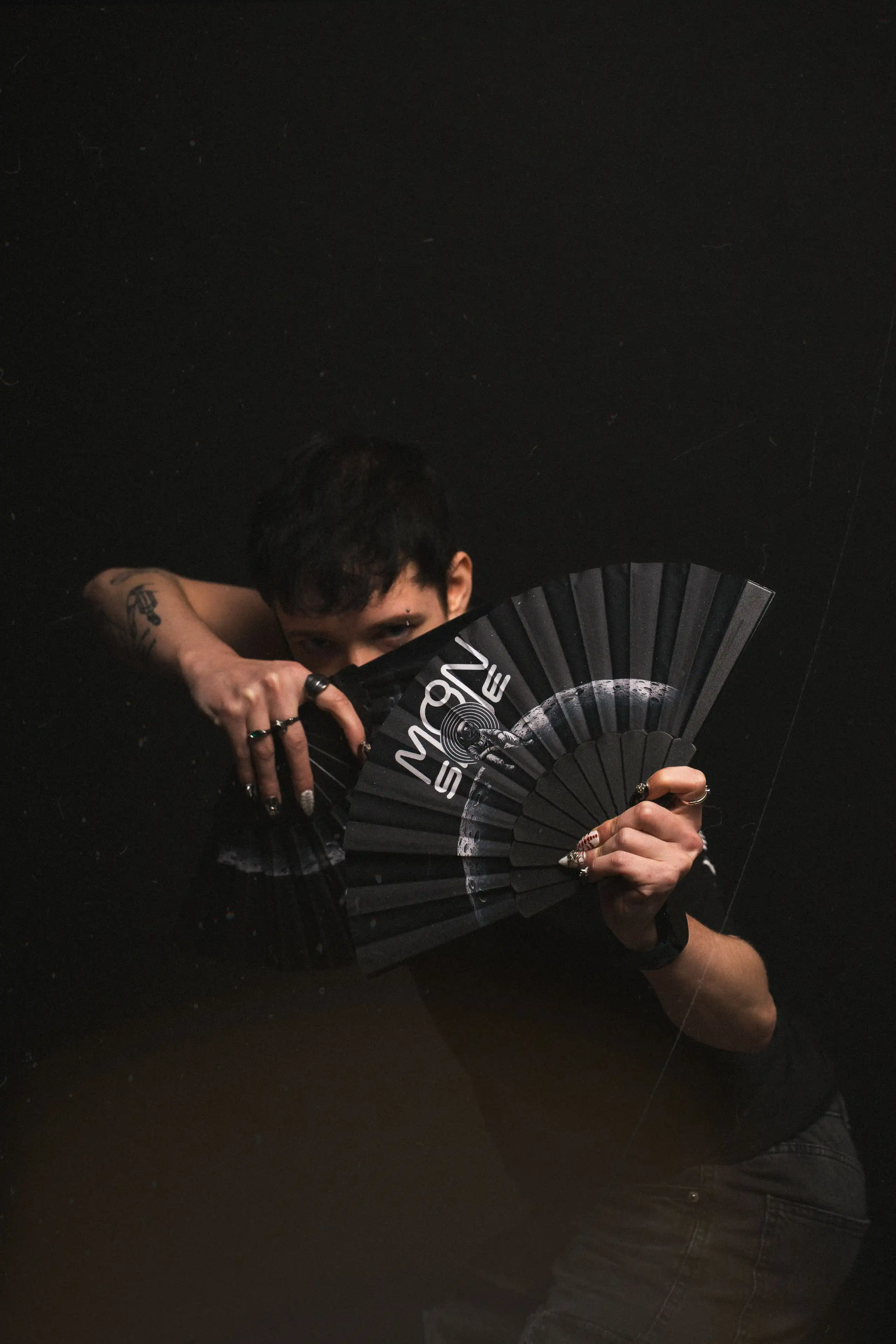 Hand fan 1